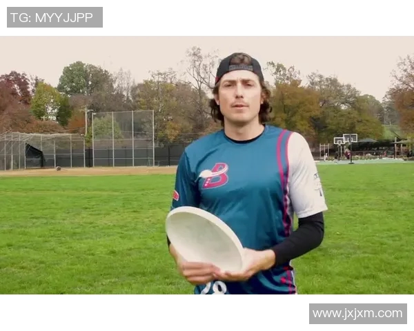 深圳飞盘队在极限运动会积分榜中以55分稳居第一名展现强劲实力